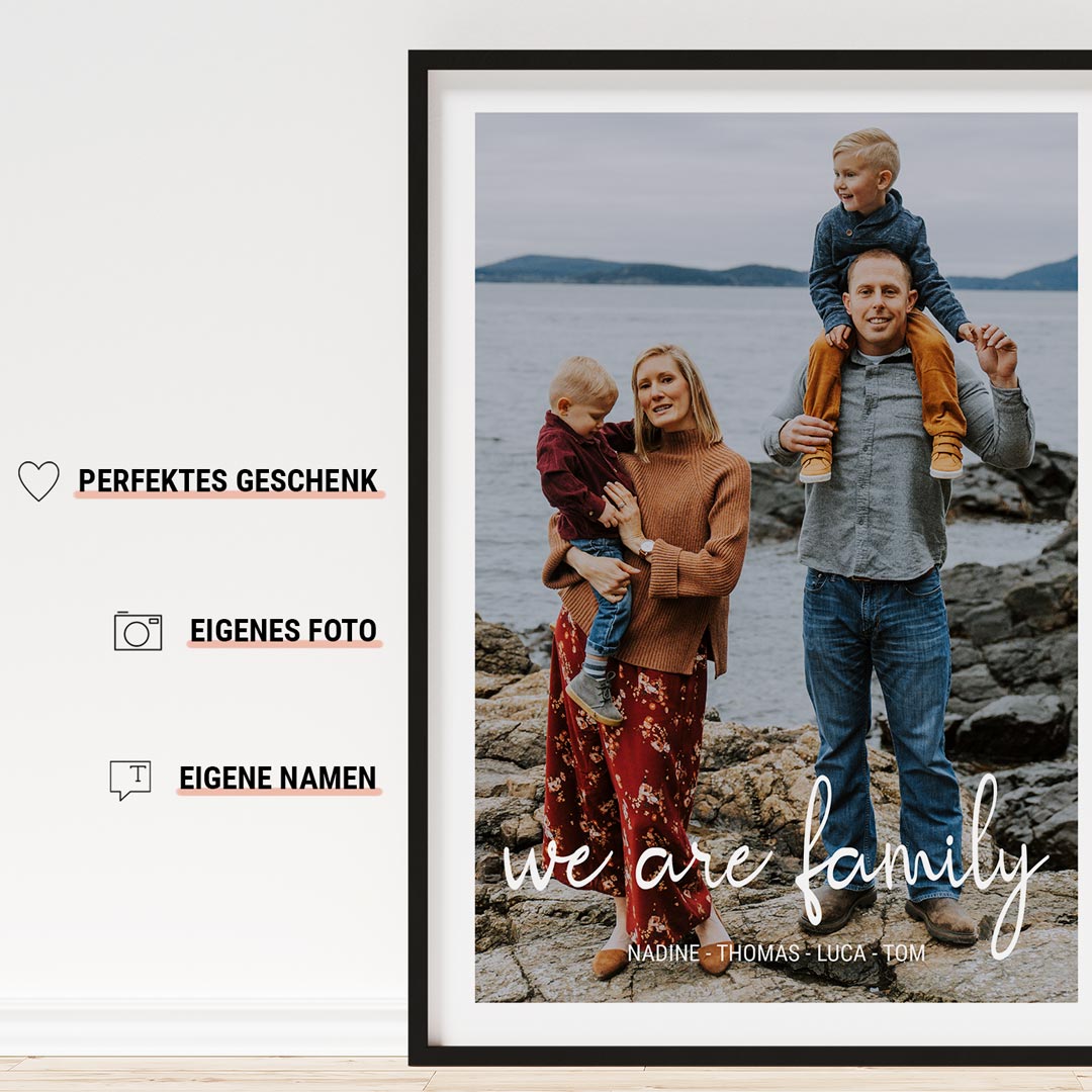  We are Family Geschenk Holzbild - Foto Geschenk